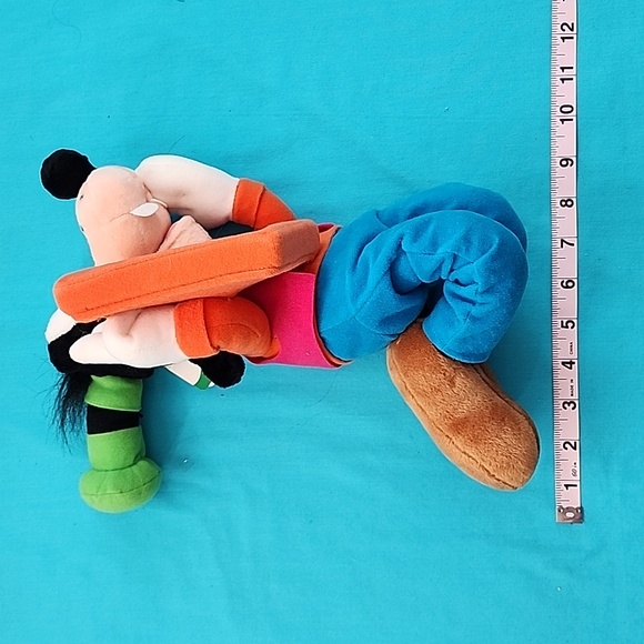 NWT Disney Plush Goofy Picture Frame - Picture 5 of 8